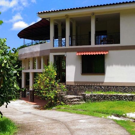 Apartments In Samara Ac Hw 200Mts To The Beach Ngoại thất bức ảnh
