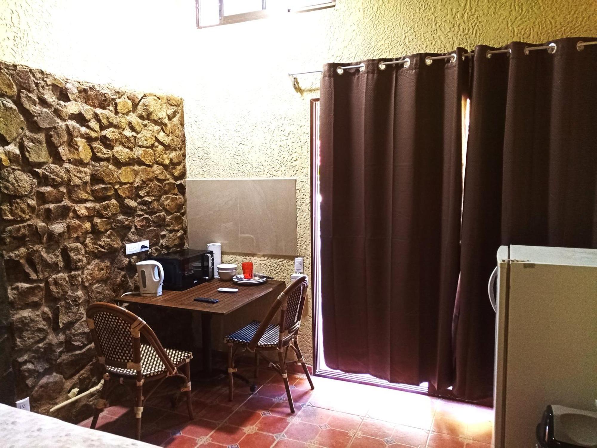 Apartments In Samara Ac Hw 200Mts To The Beach Ngoại thất bức ảnh