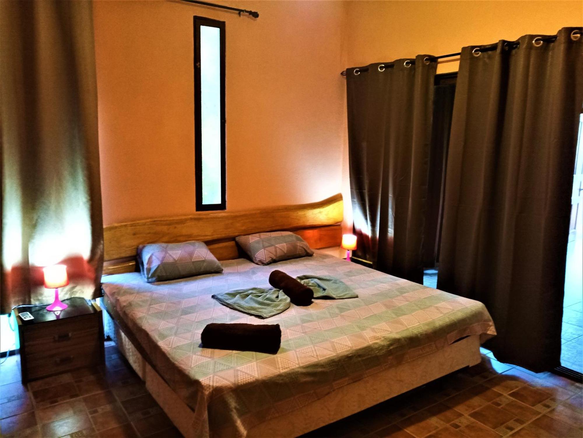 Apartments In Samara Ac Hw 200Mts To The Beach Ngoại thất bức ảnh